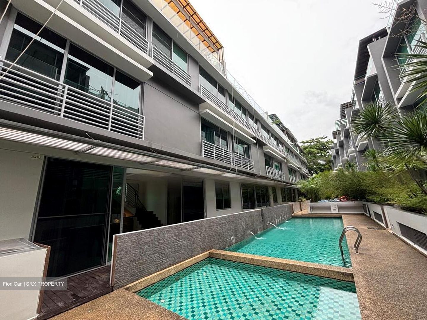 Pasir Panjang Road (D5), Terrace #579087761